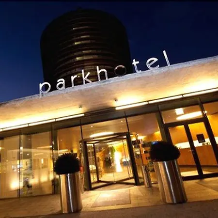 Parkhotel Szálloda Hall in Tirol