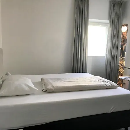 Hotel Parkhotel Hall in Tirol