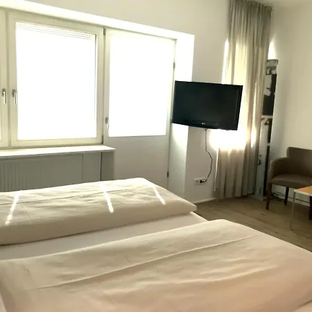 パークホテル ホール チロル 4*