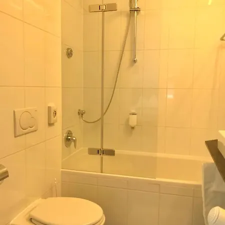 ホテル パークホテル ホール チロル ハル・イン・チロル