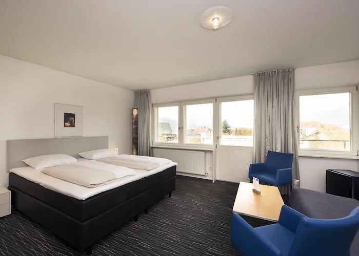 パークホテル ホール チロル ホテル 4*