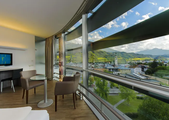 ホテル パークホテル ホール チロル