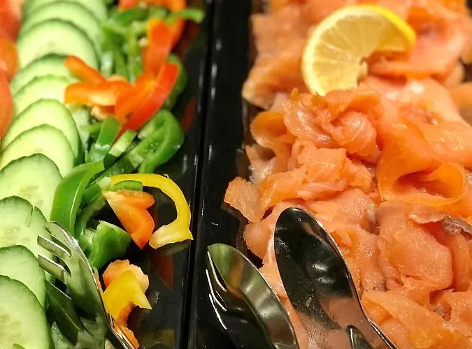 パークホテル ホール チロル ホテル 4*